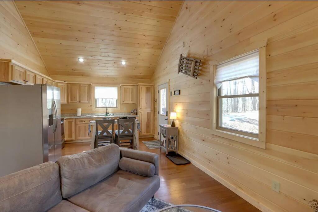 New Serene, Fun & Comfy Cabin- Covered Deck, Grill, Arcade Murphy Exterior photo