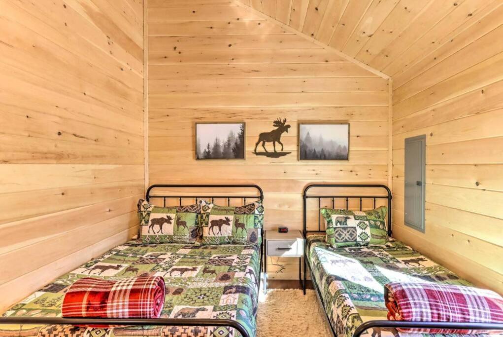 New Serene, Fun & Comfy Cabin- Covered Deck, Grill, Arcade Murphy Exterior photo